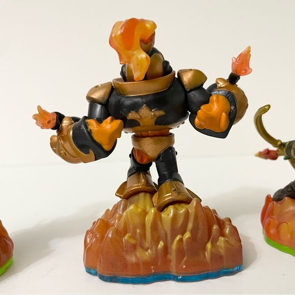 Lot of 4 Skylanders Ignitor Hot Head Flameslinger Eruptor Toys - Picture 10 of 16